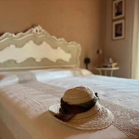 La Casa Delle Stelle Appartement Tirli Buitenkant foto